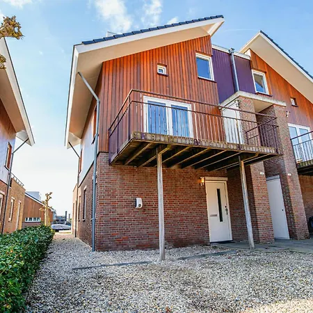 Waterfront Apartman *